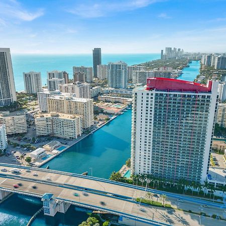 Upper Studio With Balcony,Pool And Gym, Near Beach Hallandale Beach Exterior foto