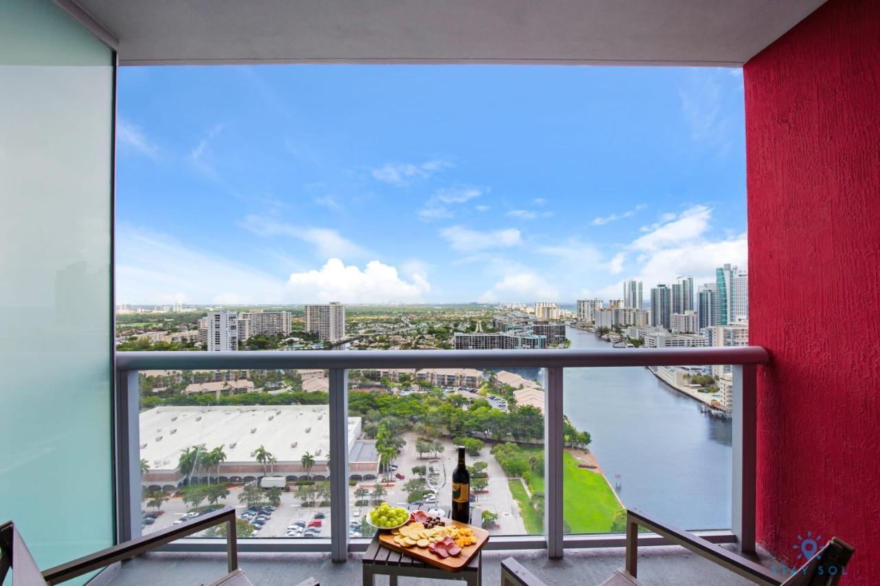 Upper Studio With Balcony,Pool And Gym, Near Beach Hallandale Beach Exterior foto